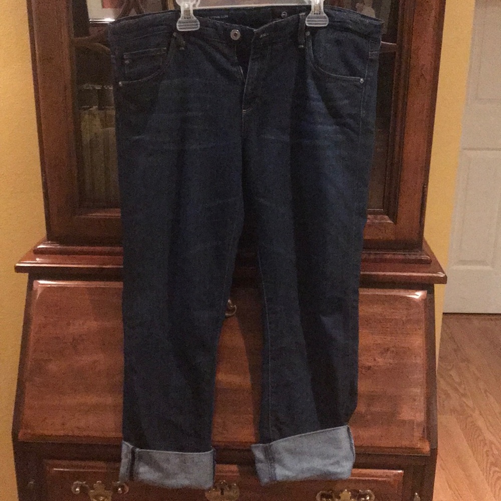 Dark denim capri